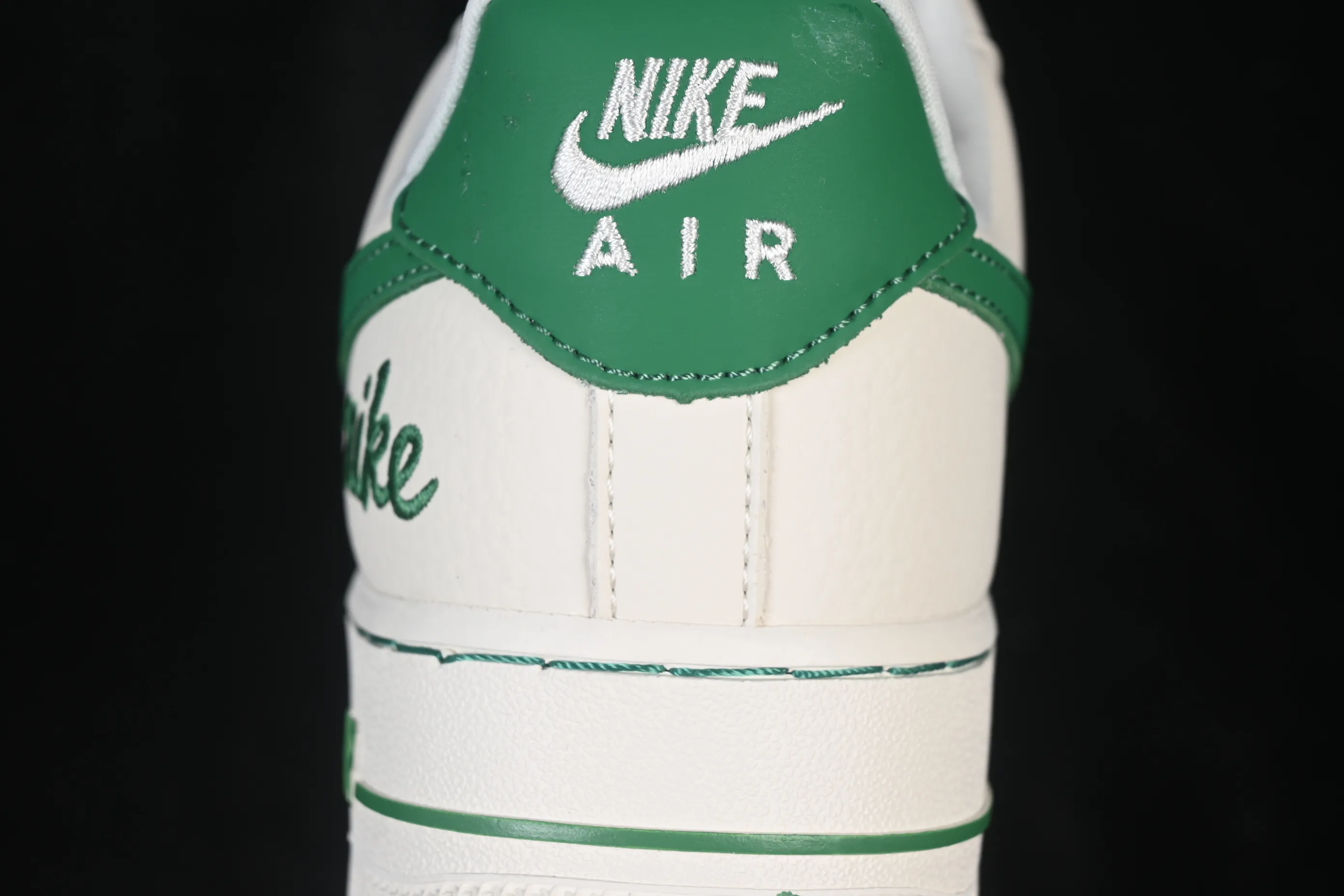 All categories Nk Air Force 1 Air Force series Nk Air Force 1 Low Air Force low-top Nike Air Force 1'07 Low Matcha milk green Air Force 1 low-top casual sneakers FV3694-111